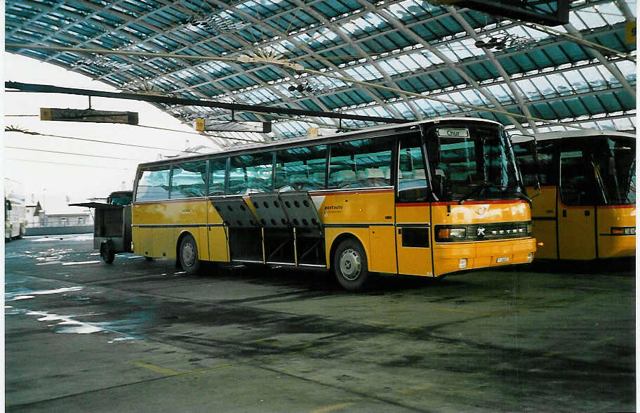 (038'607) - PTT-Regie - P 26'003 - Setra am 1. Januar 2000 in Chur, Postautostation