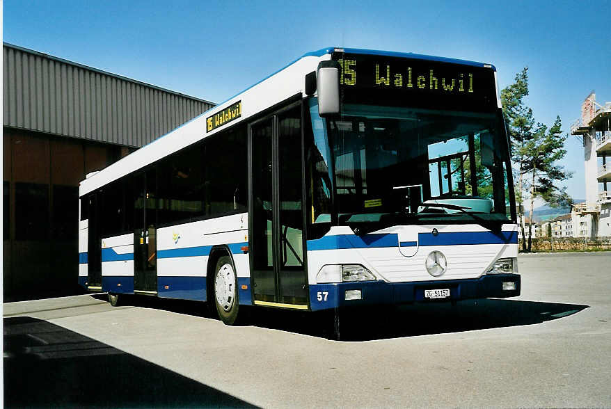 (040'117) - ZVB Zug - Nr. 57/ZG 51'157 - Mercedes/Hess am 8. April 2000 in Zug, Garage