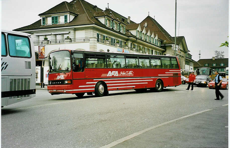 (040'302) - AFA Adelboden - Nr. 9/BE 26'709 - Setra am 19. April 2000 beim Bahnhof Thun
