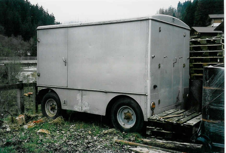 (040'418) - Pieren, Adelboden - Nr. 12 - Ganglorff Gep�ckanh�nger (ex AFA Adelbode  Nr. 12) am 24. April 2000 in Adelboden, Margeli
