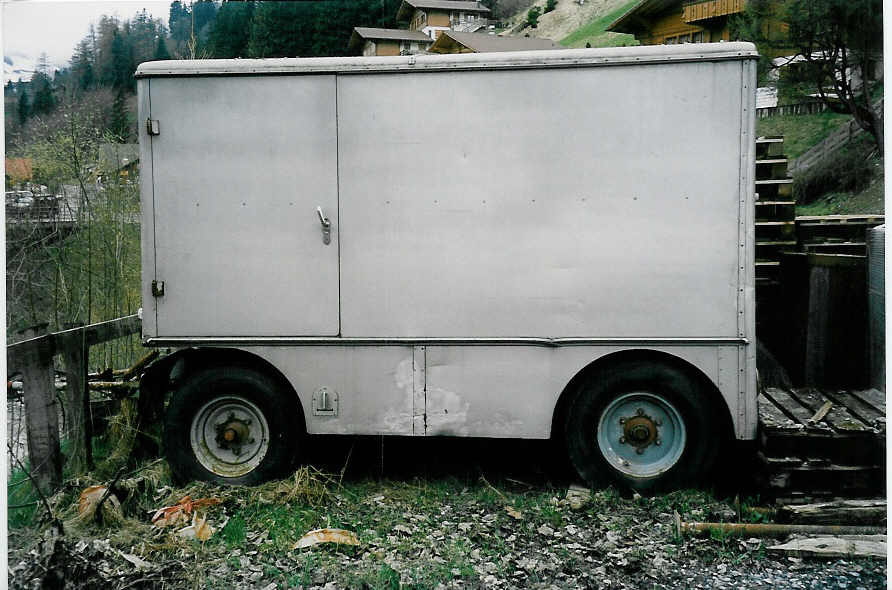(040'419) - Pieren, Adelbodenn - Nr. 12 - Gangloff Gep�ckanh�nger (ex AFA Adelboden Nr. 12) am 24. April 2000 in Adelboden, Margeli