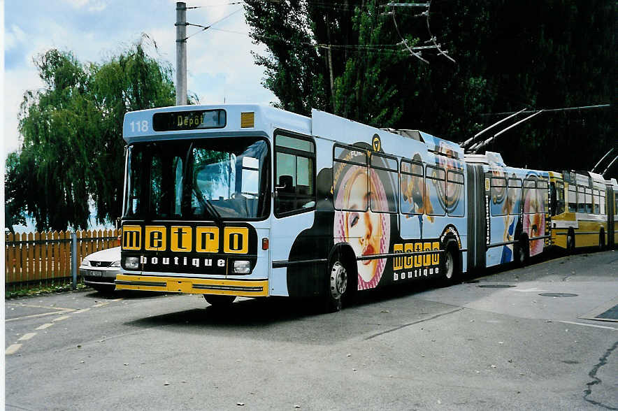 (041'817) - TN Neuchtel - Nr. 118 - NAW/Hess Gelenktrolleybus am 12. Juli 2000 in Neuchtel, Dpt