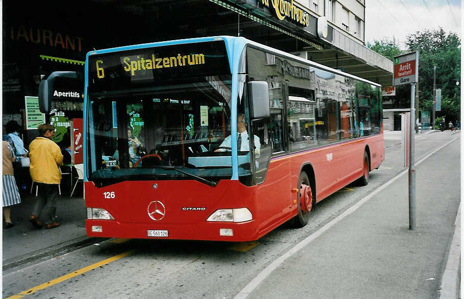 (041'904) - VB Biel - Nr. 126/BE 560'126 - Mercedes am 12. Juli 2000 beim Bahnhof Biel