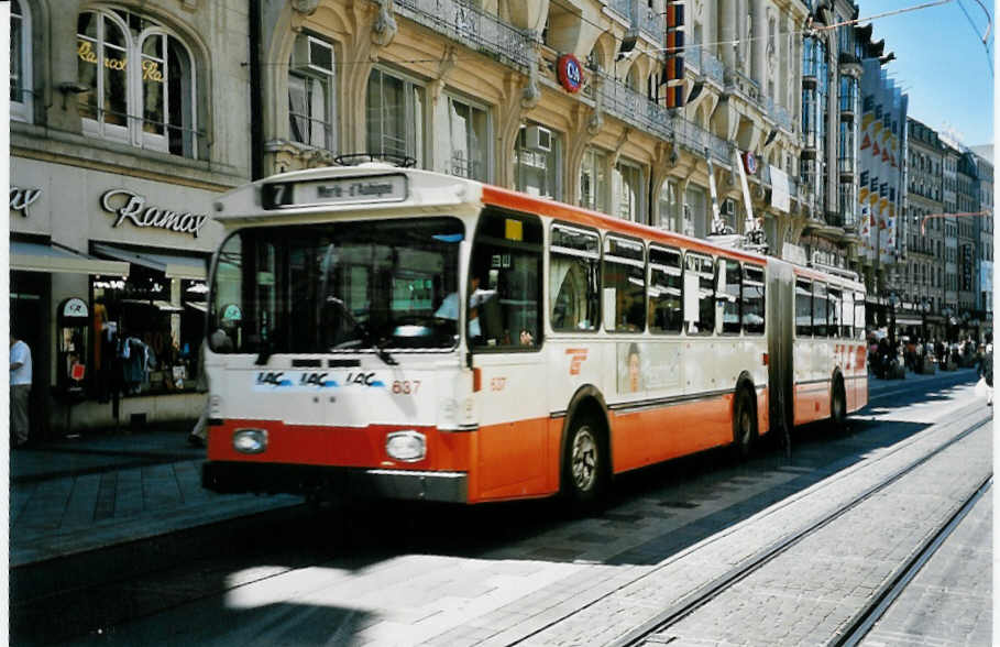 (042'134) - TPG Genve - Nr. 637 - FBW/Hess Gelenktrolleybus am 19. Juli 2000 in Genve, Rue Croix d'Or