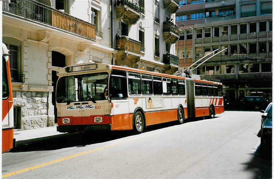 (042'206) - TPG Genve - Nr. 637 - FBW/Hess Gelenktrolleybus am 19. Juli 2000 in Genve, Pr Naville