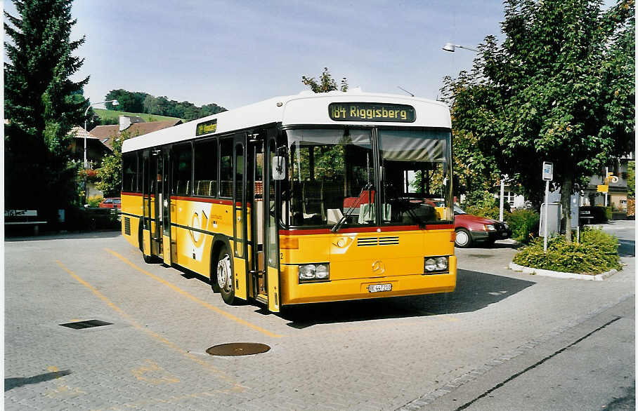 (043'003) - Engeloch, Riggisberg - Nr. 2/BE 447'210 - Mercedes/R&J (ex P 25'305) am 26. August 2000 in Riggisberg, Post