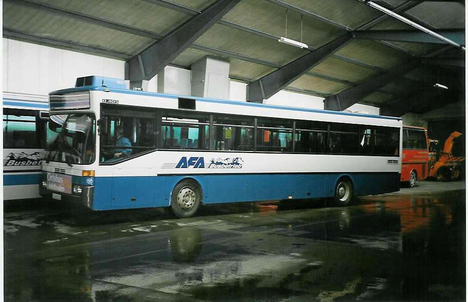 (044'319) - AFA Adelboden - Nr. 17/BE 263'015 - Mercedes (ex Frhlich, Zrich Nr. 603; ex VBZ Zrich Nr. 682) am 30. Dezember 2000 im Autobahnhof Adelboden