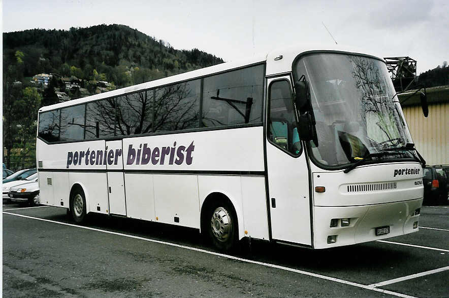 (045'626) - Portenier, Biberist - SO 122'173 - Bova am 7. April 2001 in Thun, Seestrasse