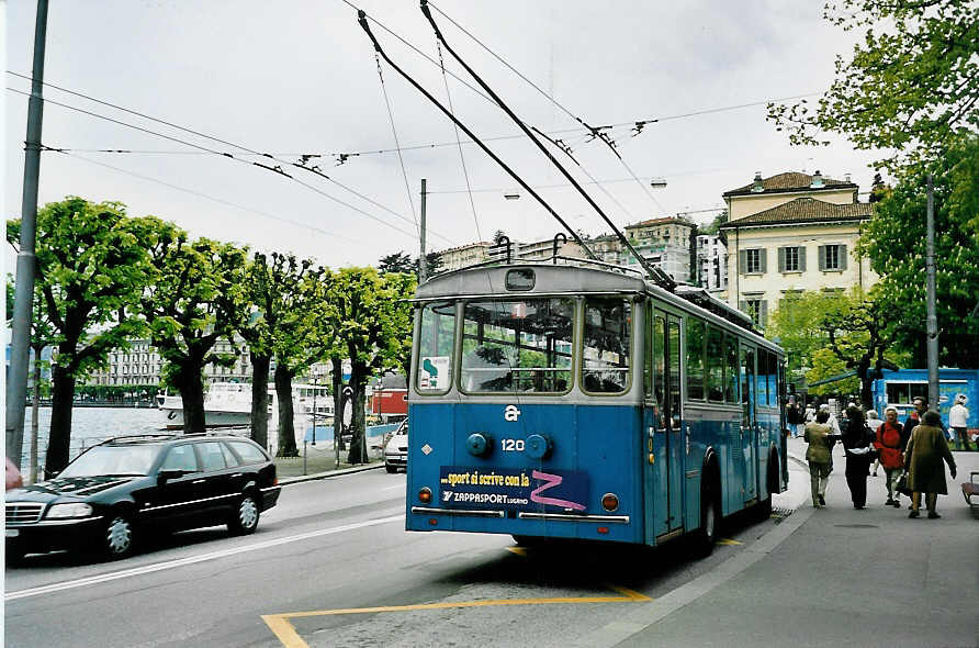 (045'930) - ACT Lugano - Nr. 120 - Volvo/Hess Trolleybus am 23. April 2001 in Lugano, Piazza Manzoni