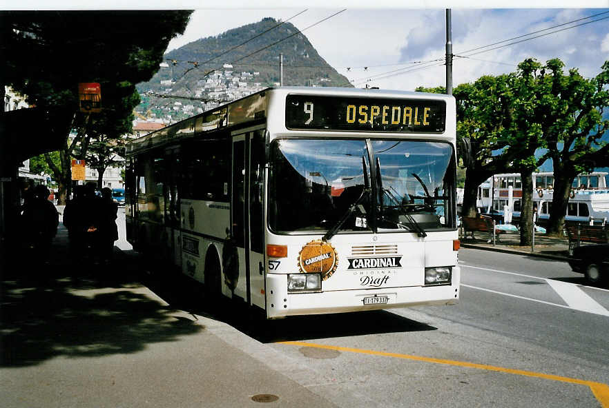 (046'101) - ACT Lugano - Nr. 55/TI 179'335 - Mercedes (ex Nr. 25) am 23. April 2001 in Lugano, Piazza Rezzonico