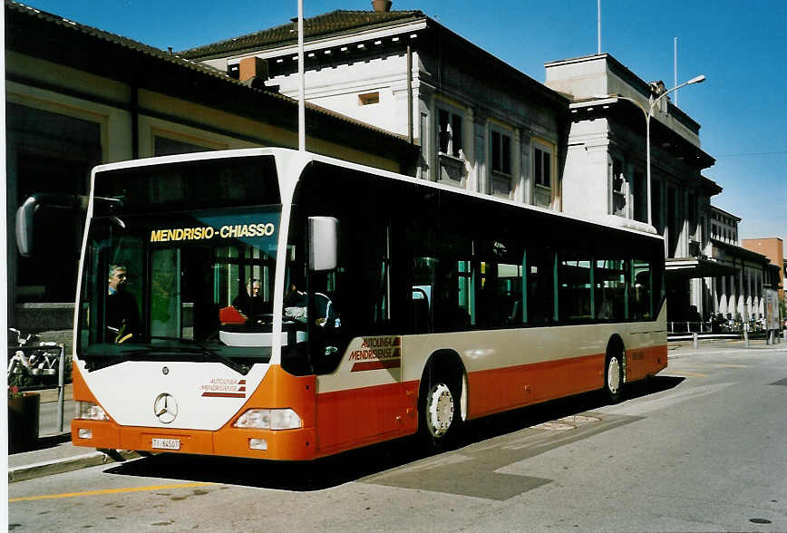 (046'206) - AMSA Chiasso - Nr. 7/TI 64'507 - Mercedes am 24. April 2001 beim Bahnhof Chiasso