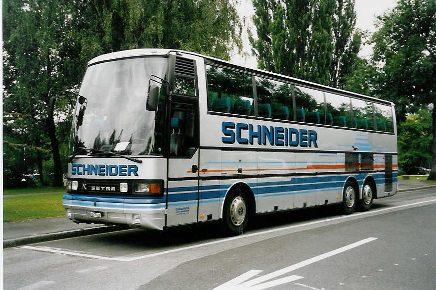 (047'633) - Schneider, Langendorf - SO 28'119 - Setra am 10. Juli 2001 in Thun, Lachen