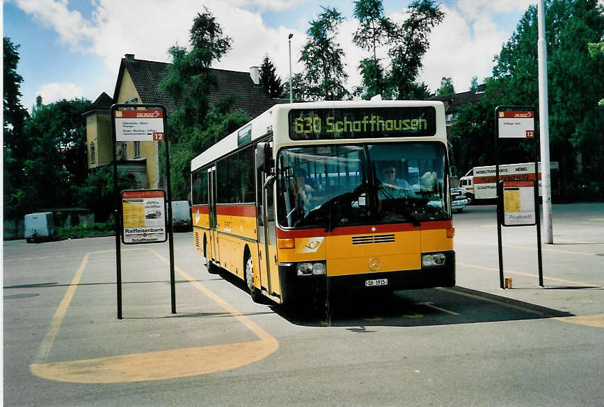 (047'905) - Rattin, Schaffhausen - Nr. 15/SH 1915 - Mercedes am 12. Juli 2001 in Schaffhausen, Bushof