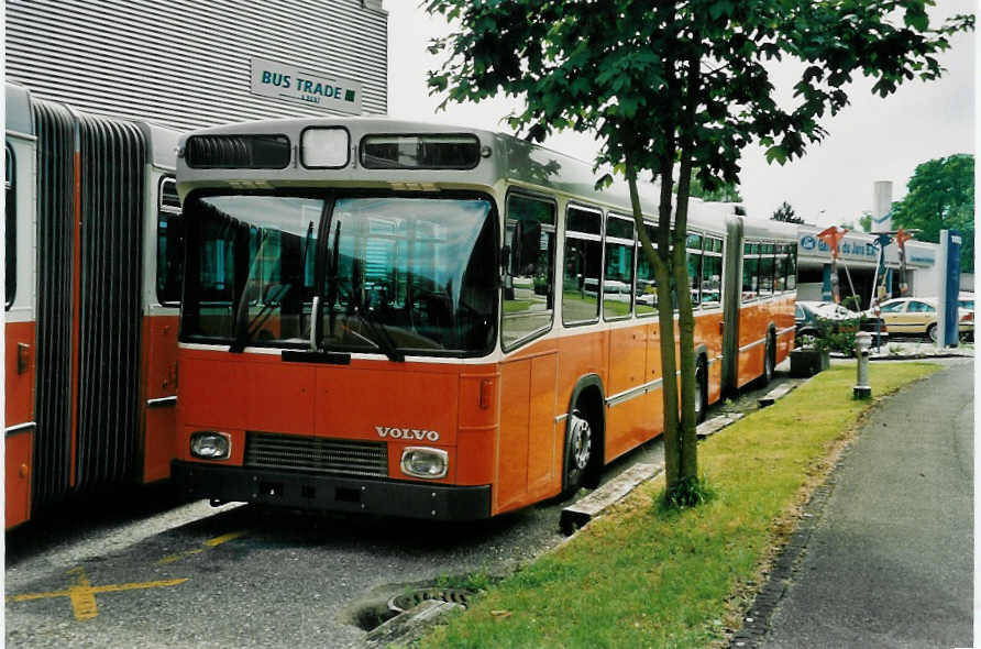 (048'004) - TPG Genve - Nr. 178 - Volvo/R&J-Hess am 14. Juli 2001 in Biel, BTR