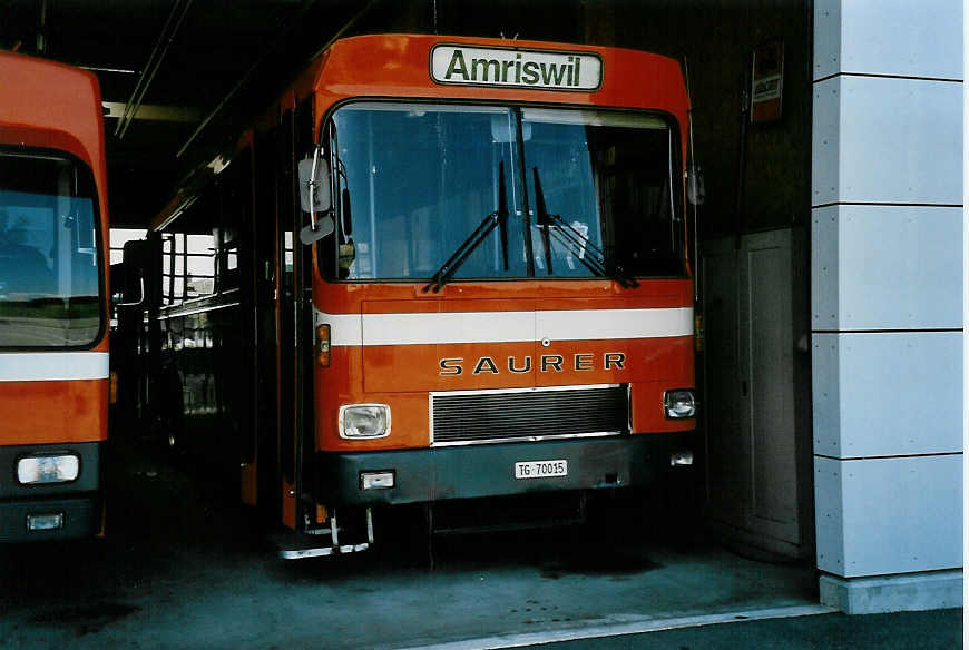 (048'310) - AOT Amriswil - Nr. 7/TG 70'015 - Saurer/FHS (ex AAGK Koppigen; ex AGSE Eptingen Nr. 10; ex AAGL Liestal Nr. 65) am 17. Juli 2001 in Amriswil, Garage