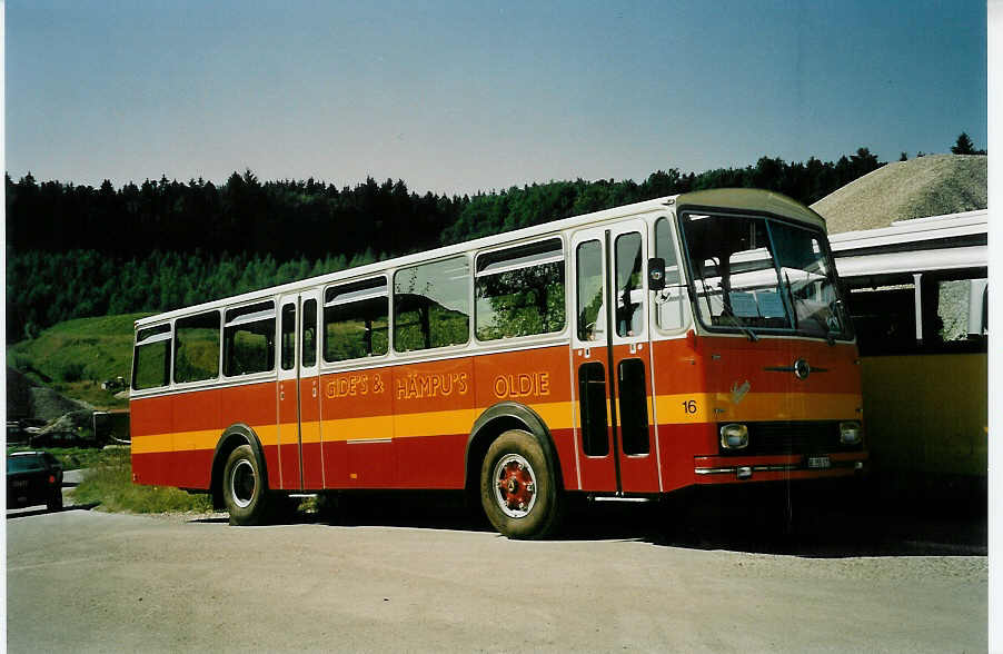 (049'334) - Lehmann, Dieterswil - BE 355'172 - Saurer/R&J (ex BOB Interlaken; ex Gertsch, Stechelberg) am 25. August 2001 in Niederbipp, Saurertreffen
