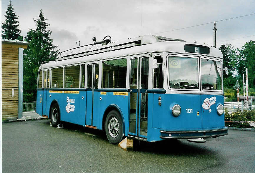 (049'712) - ACT Lugano (TVS) - Nr. 101 - FBW/R&J Trolleybus (ex Nr. 1) am 16. September 2001 in Mittelhusern, Schwarzwasserbrcke