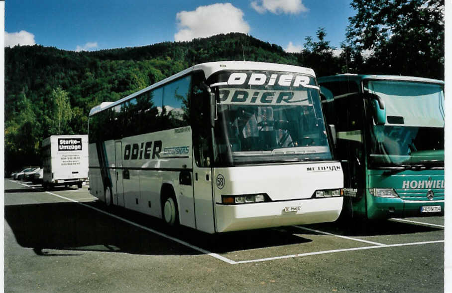 (049'734) - Odier, Genve - Nr. 58/GE 96'676 - Neoplan am 18. September 2001 in Thun, Seestrasse