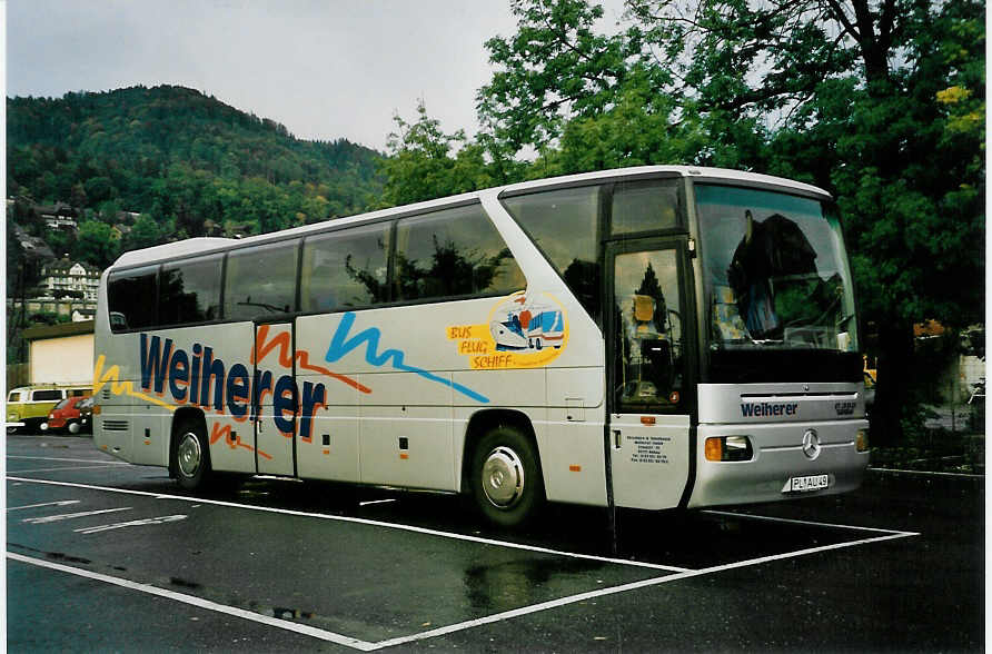 (049'837) - Aus Deutschland: Weiherer, Rehau - PL-AU 49 - Mercedes am 25. September 2001 in Thun, Seestrasse