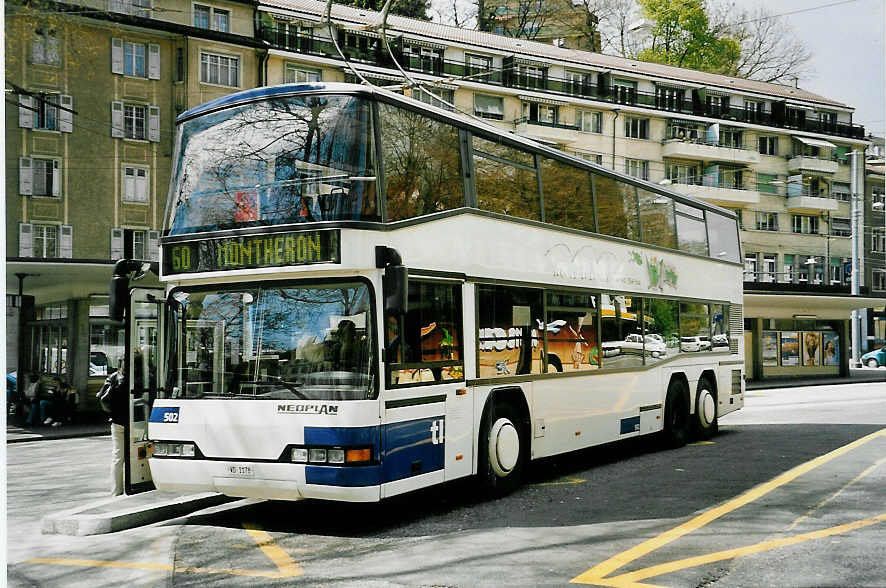 (053'120) - TL Lausanne - Nr. 502/VD 1178 - Neoplan am 19. April 2002 in Lausanne, Tunnel