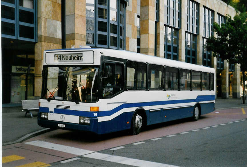 (055'211) - ZVB Zug - Nr. 16/ZG 3366 - Mercedes/Hess (ex Rattin, Schaffhausen Nr. 25) am 27. Juli 2002 in Zug, Metalli