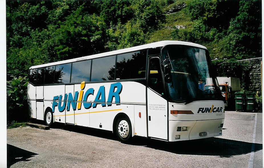 (055'306) - Funi-Car, Biel - Nr. 9/BE 59'509 - Bova am 5. August 2002 in Biel, Garage