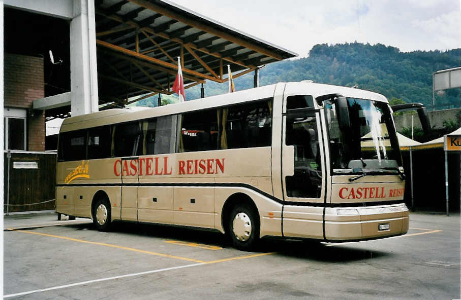 (055'923) - Castell, Nfels - GL 15'076 - Volvo/Barbi am 4. September 2002 in Thun, Grabengut