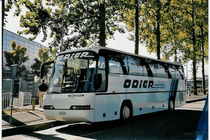 (056'214) - Odier, Genve - Nr. 58/GE 96'676 - Neoplan am 29. September 2002 in Yverdon, Expo.02