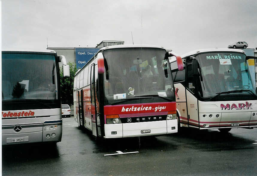 (057'009) - Giger, La Chaux-de-Fonds - NE 11'344 - Setra am 14. Oktober 2002 in Biel, Terminal B