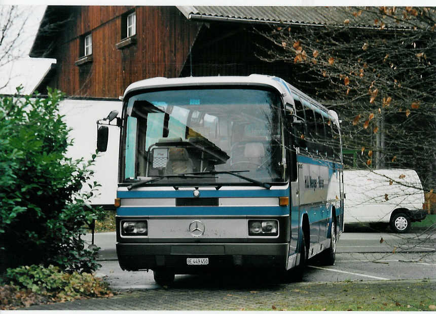 (057'727) - Wenger, Fahrni - BE 449'450 - Mercedes (ex Famo, Sderen) am 24. Dezember 2002 in Thun, Grabengut