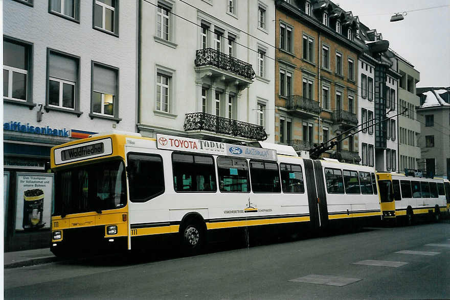 (058'736) - VBSH Schaffhausen - Nr. 111 - NAW/Hess Gelenktrolleybus am 20. Februar 2003 beim Bahnhof Schaffhausen