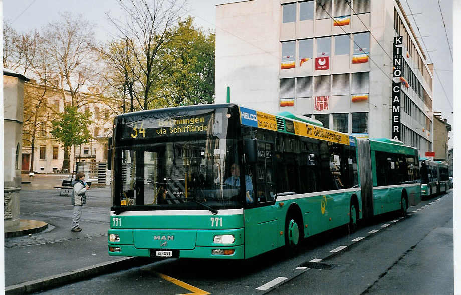 (059'634) - BVB Basel - Nr. 771/BS 3271 - MAN am 10. April 2003 in Basel, Claraplatz