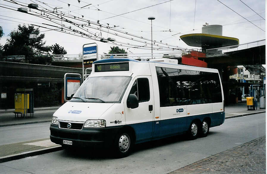 (062'110) - VBZ Zrich - Nr. 318/ZH 719'318 - Fiat am 29. Juli 2003 in Zrich, Bucheggplatz