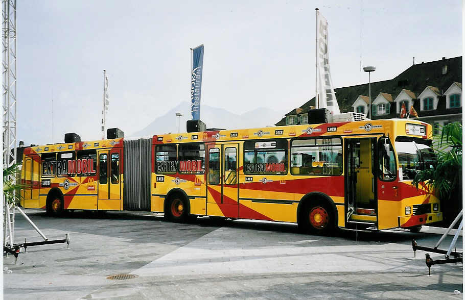 (062'634) - SVB Bern - Nr. 293/BE 419'293 - Volvo/R&J-Hess-Gangloff Promobus am 9. August 2003 in Thun, Aarefeldplatz