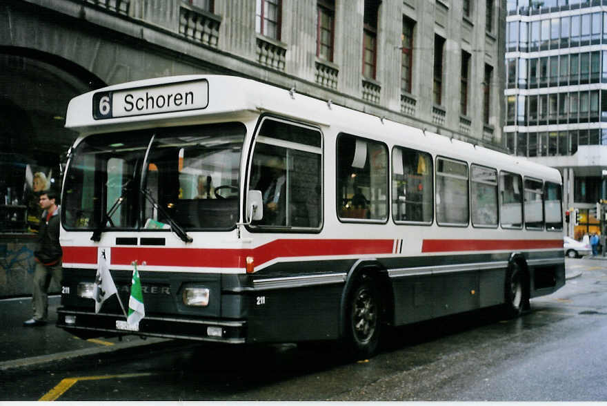 (063'727) - VBSG St. Gallen - Nr. 211/SG 141'211 - Saurer/Hess am 9. Oktober 2003 beim Bahnhof St. Gallen