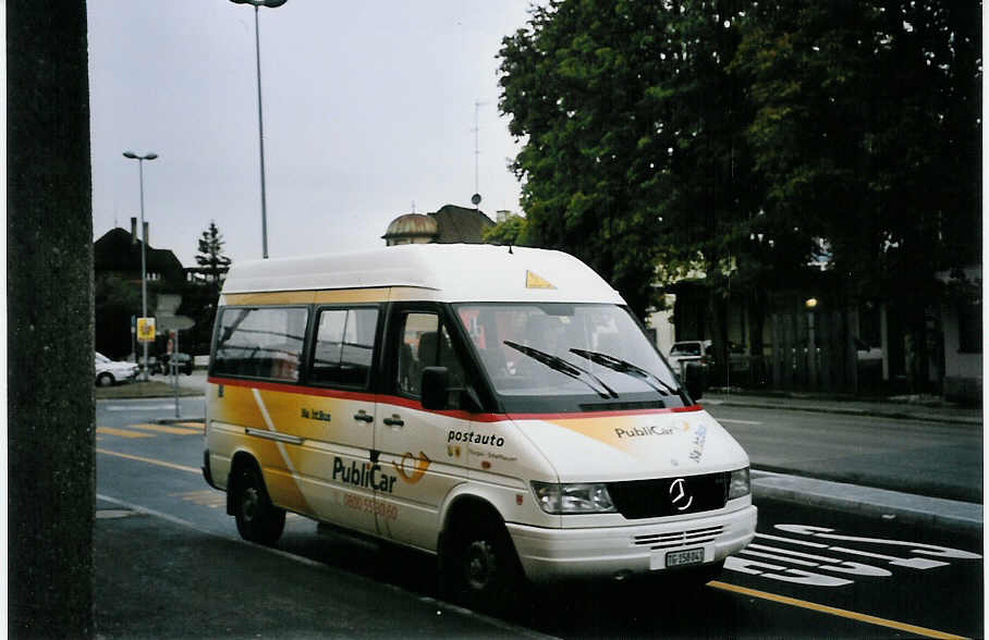 (063'915) - PostAuto Thurgau-Schaffhausen - TG 158'041 - Mercedes (ex P 21'076) am 9. Oktober 2003 beim Bahnhof Weinfelden