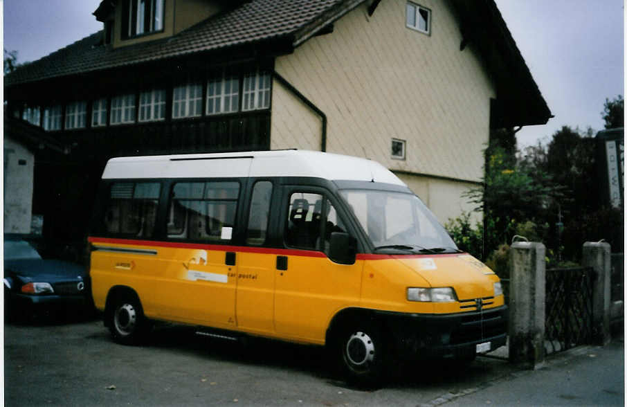 (064'118) - CarPostal Vaud-Fribourg - FR 150'170 - Peugeot am 14. Oktober 2003 in Thun, Talackerstrasse