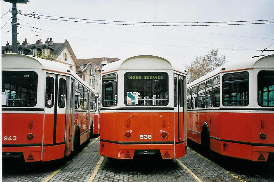 (064'629) - TL Lausanne - Nr. 938 - Moser/Eggli-Mischler Personenanhnger am 29. November 2003 in Lausanne, Dpt Borde