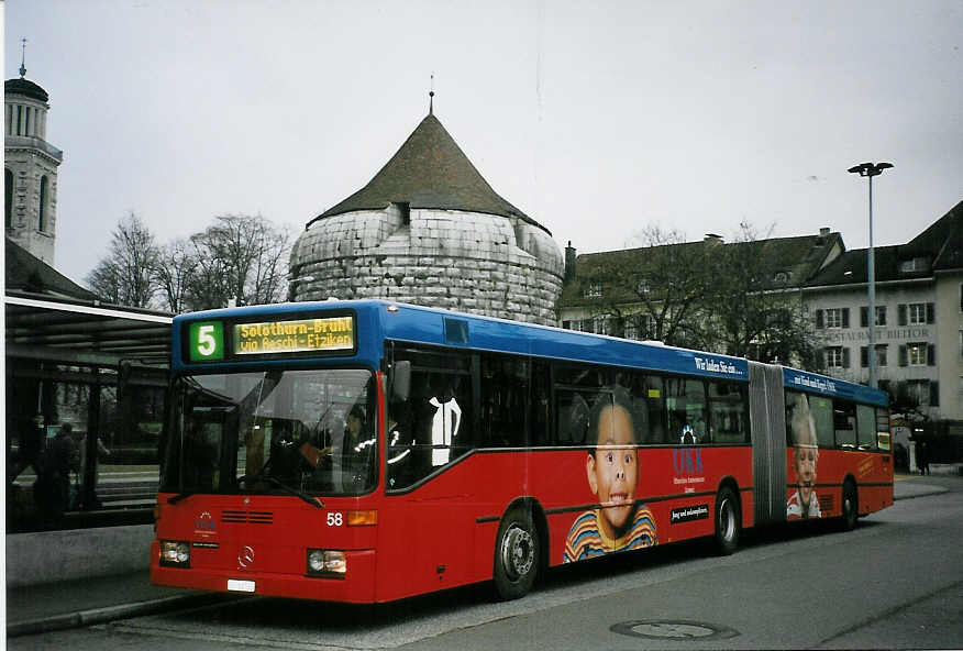 (064'930) - BSU Solothurn - Nr. 58/SO 66'705 - Mercedes am 30. Dezember 2003 in Solothurn, Amthausplatz