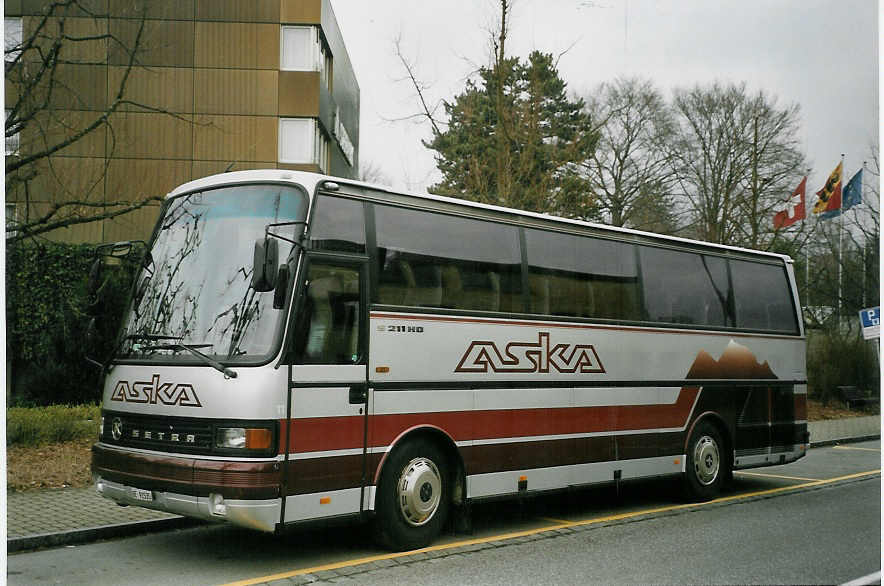 (066'326) - ASKA Aeschi - Nr. 11/BE 91'535 - Setra am 26. Mrz 2004 in Thun, Hotel Seepark