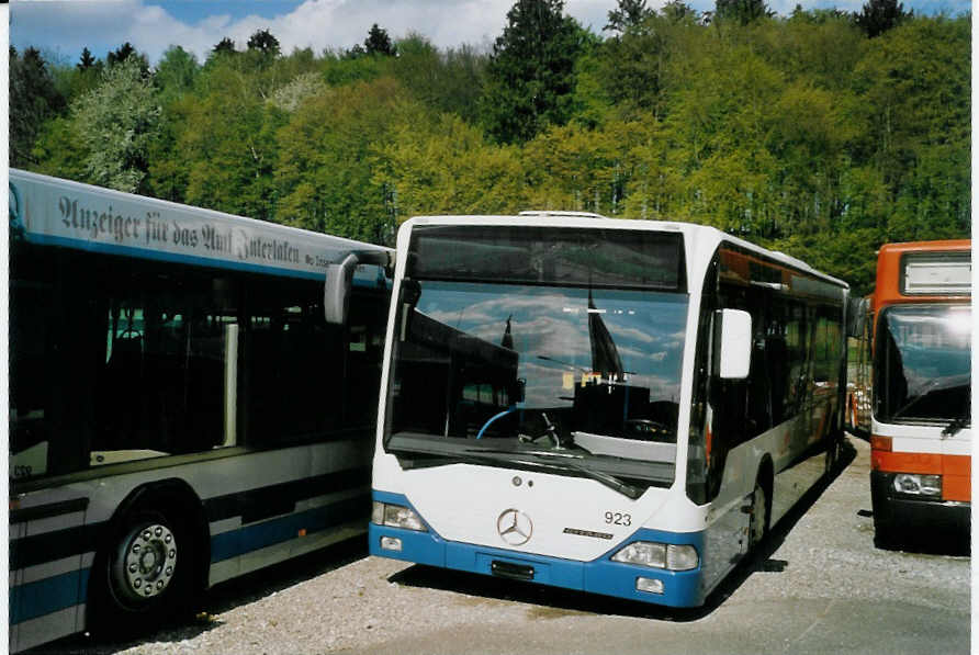 (067'131) - Genve-Tours, Genve - Nr. 923 - Mercedes (ex Heggli, Kriens Nr. 708) am 24. August 2004 in Kloten, EvoBus