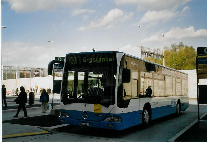 (067'205) - Frhlich, Zrich - Nr. 607/ZH 634'607 - Mercedes am 24. April 2004 in Zrich, Flughafen