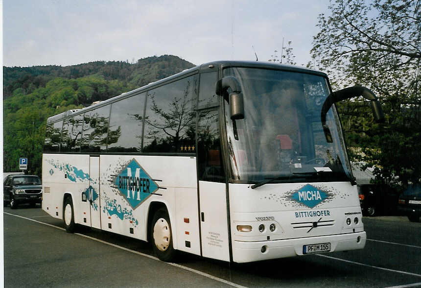 (067'527) - Aus Deutschland: Bittighofer, Niefern - PF-M 155 - Volvo/Drgmller am 14. Mai 2004 in Thun, Seestrasse