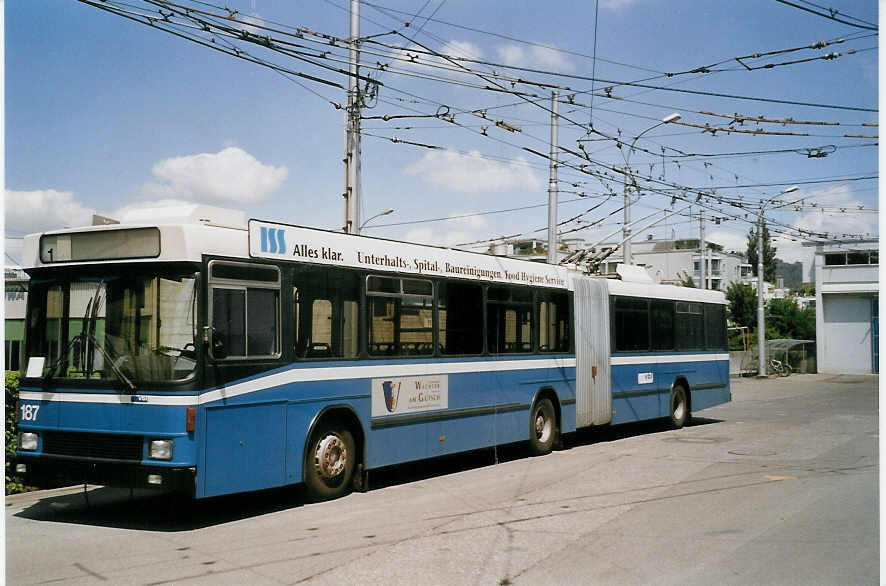 (067'829) - VBL Luzern - Nr. 187 - NAW/Hess Gelenktrolleybus am 23. Mai 2004 in Luzern, Depot