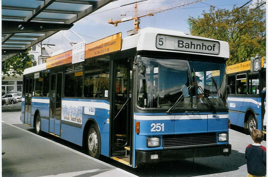 (067'917) - VBL Luzern - Nr. 251 - NAW/Hess Trolleybus am 23. Mai 2004 in Luzern, Allmend