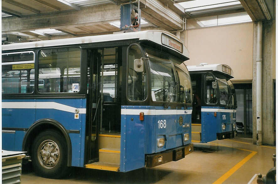 (068'006) - VBL Luzern - Nr. 168 - Volvo/Hess Gelenktrolleybus am 23. Mai 2004 in Luzern, Depot (Teilaufnahme)