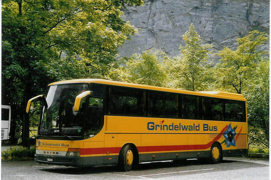 (068'302) - AVG Grindelwald - Nr. 23/BE 70'397 - Setra am 13. Juni 2004 in Trmmelbach, Trmmelbachflle