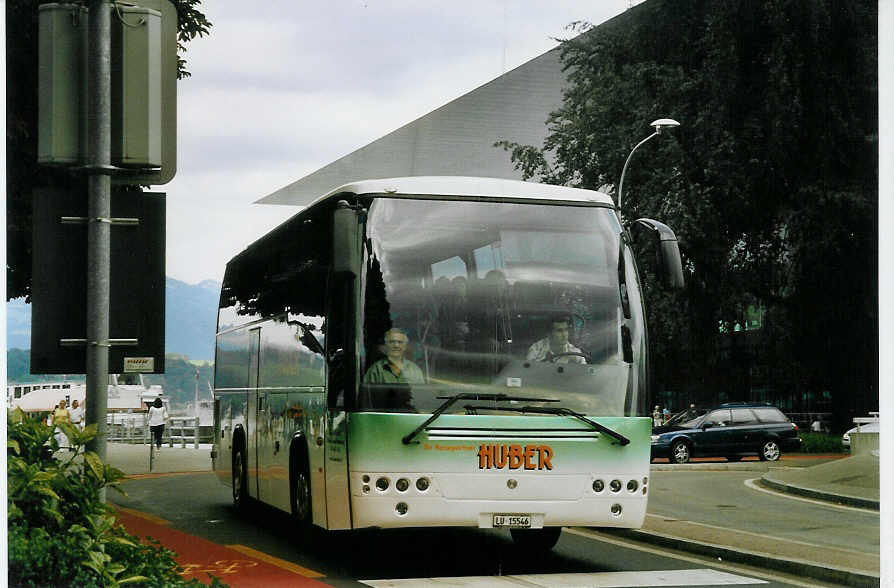 (068'734) - Huber, Entlebuch - LU 15'546 - Volvo/Atomic am 27. Juni 2004 beim Bahnhof Luzern