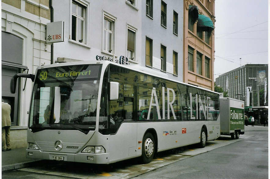 (069'725) - PostAuto Nordwestschweiz - BS 2844 - Mercedes (ex P 25'266) am 24. Juli 2004 beim Bahnhof Basel