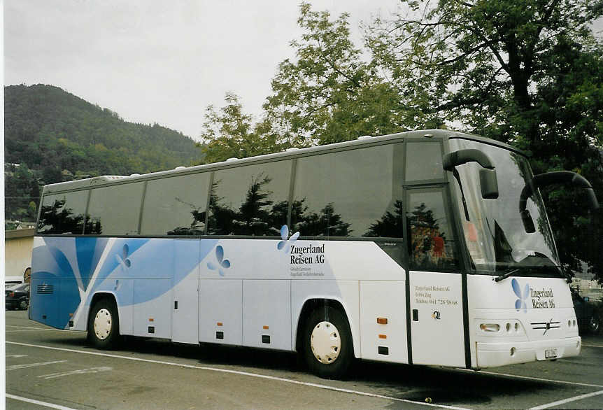 (071'021) - ZVB Zug - Nr. 44/ZG 3394 - Volvo/Drgmller am 14. September 2004 in Thun, Seestrasse
